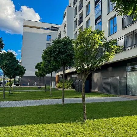 Cozy Cityscape Bluewood, Modern & Cozy Premium Brasov