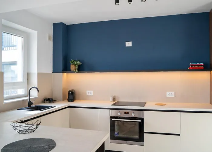 Cityscape Bluewood, Modern & Cozy Premium *